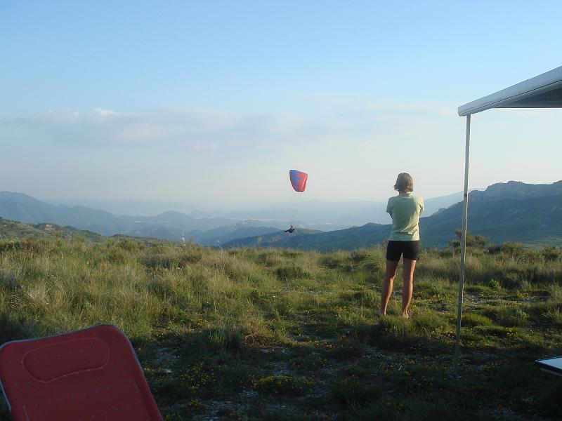 DSC01696.JPG - St. Geniez - Vorbeiflug